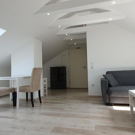 Ruhige Und Moderne 2-Zi. Wohnung Kulsheim Esterno foto